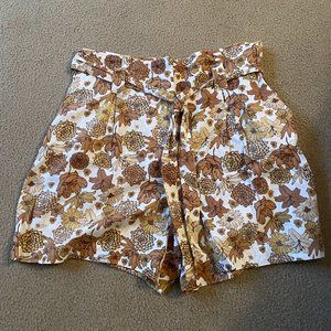 Neutral Floral Shorts